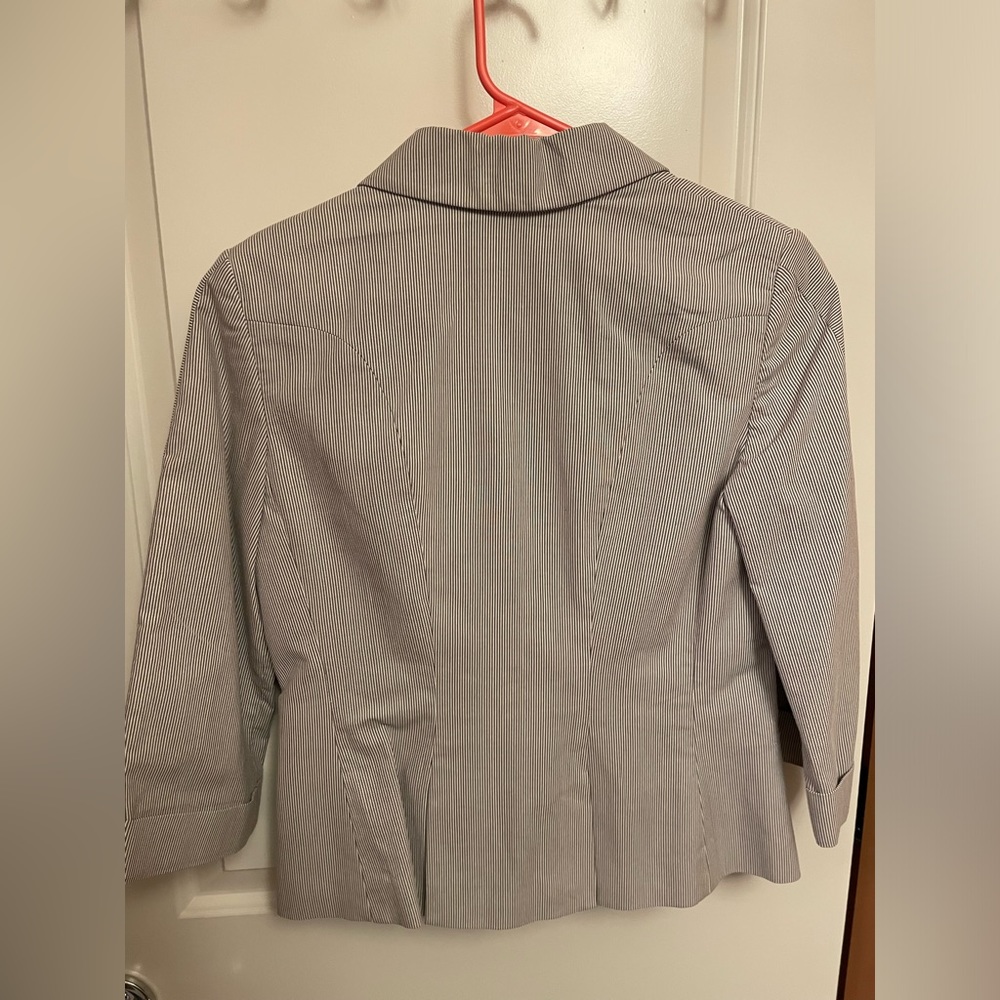 The Limited Size S Gray/White Striped 3/4 Sleeved Blazer
